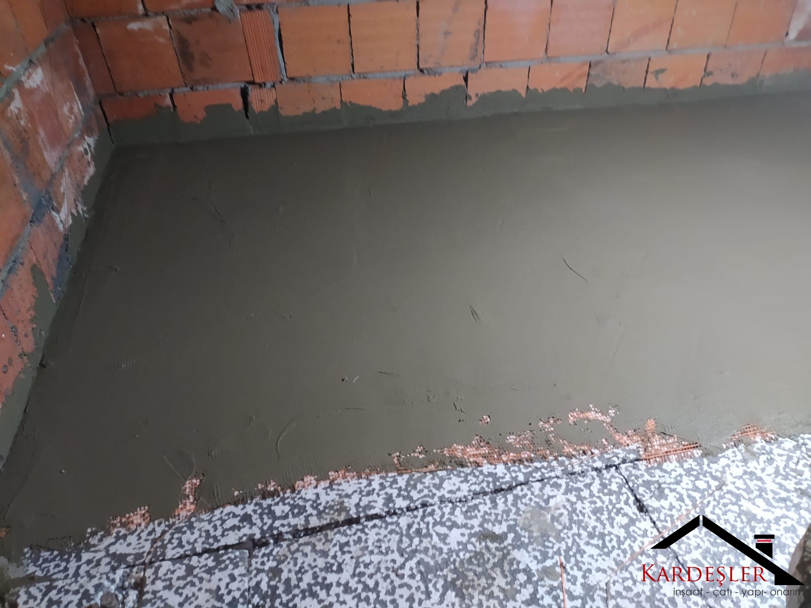 En iyi çatı izolasyonu hangisidir, Yalıtımın Önemi, çatı izolasyonunda nelere dikkat edilmelidir