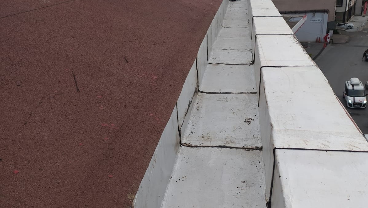 Oluksuz çatı olur mu, Oluğun Faydası Nedir, Çatı oluk  sisteminin bakımı nasıl yapılır